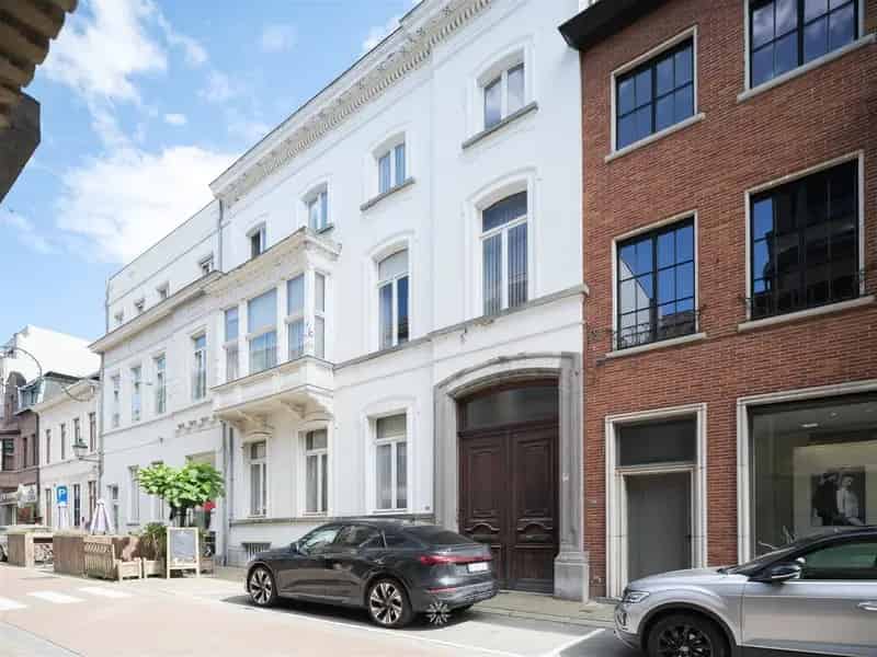 Huis te koop Wetteren: Burgerwoning Neoclassicistische Stijl