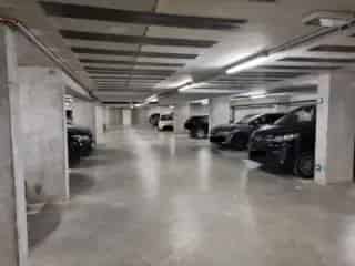 Parking te Huur Sint-Jans-Molenbeek Weststation