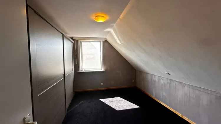 Ruime halfopen bebouwing 4 slaapkamers Lokeren