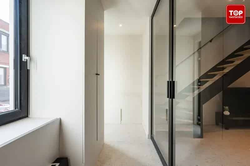 Gerenoveerde woning 3 slaapkamers gunstige locatie