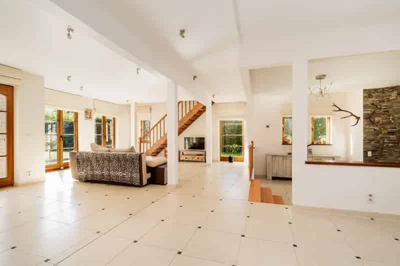 Prachtige Villa 200m² 27a Tuin 4 slaapkamers Garage