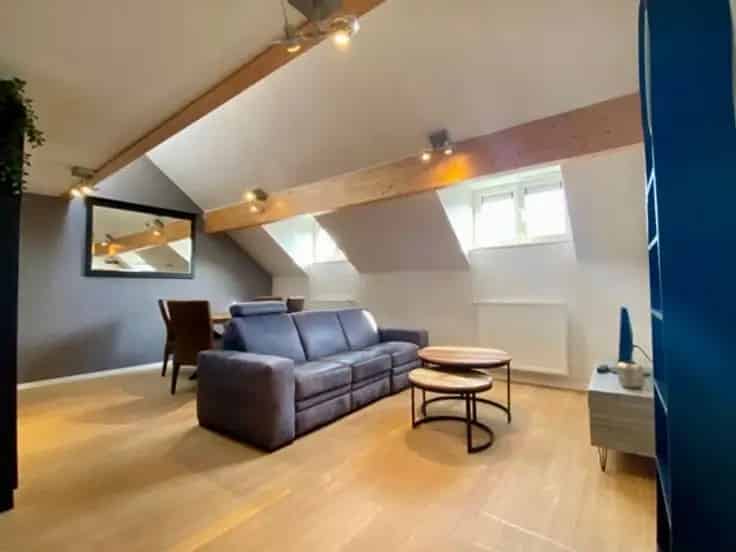 Duplex Te Koop Gemeubeld 1 Slaapkamer Europese Wijk Flagey
