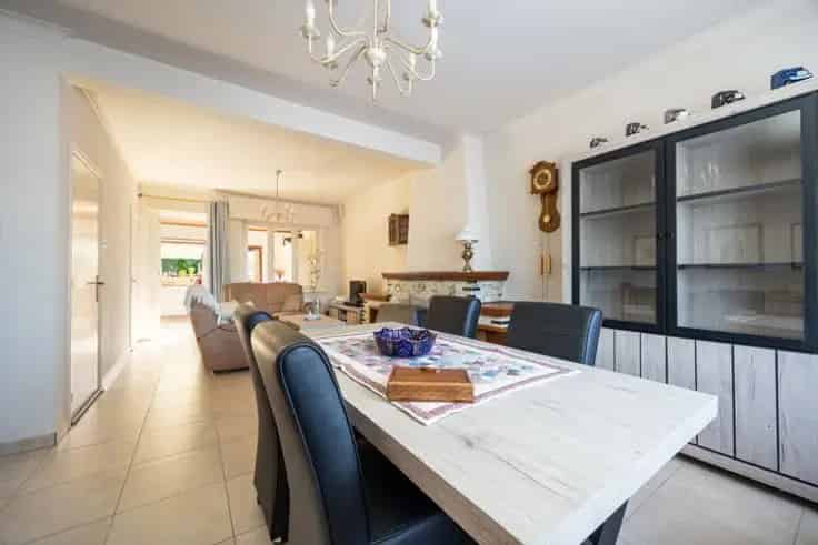 Te renoveren woning 2 slaapkamers Beerse