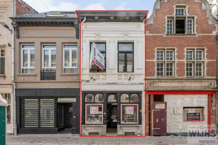 Appartementsblok Te Koop: 3 Eenheden, €500/maand per Eenheid