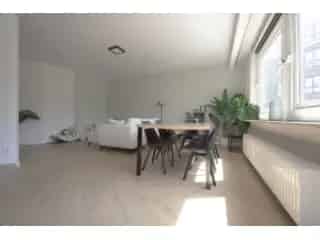 Appartement te koop Sint-Jans-Molenbeek - gerenoveerd 2 slaapkamers