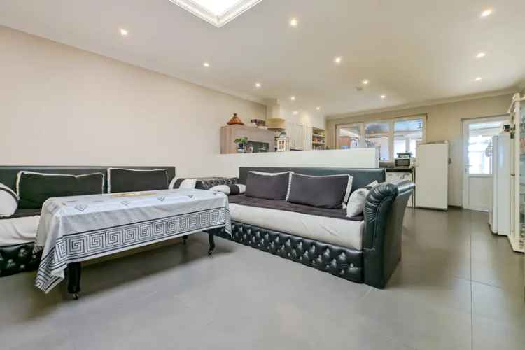 Gerenoveerde Gezinswoning Ronse 176m² 4 slaapkamers