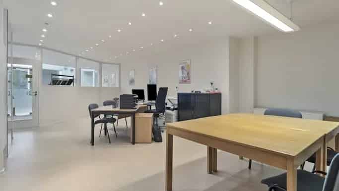 Kantoor te koop Waregem Centrum 80m²