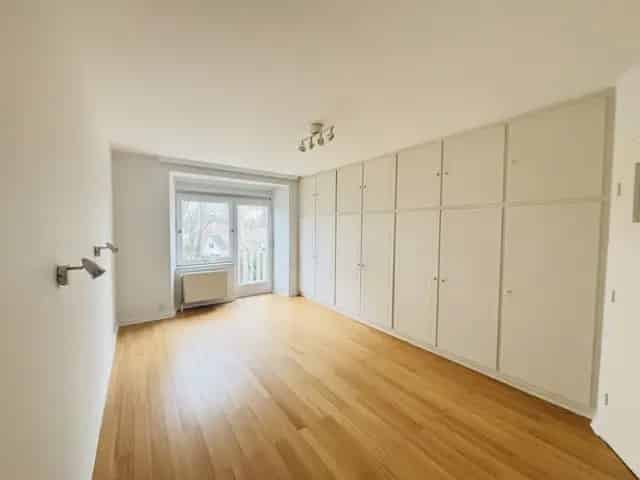 Ruime gezinswoning 230m² 5 slaapkamers tuin garage