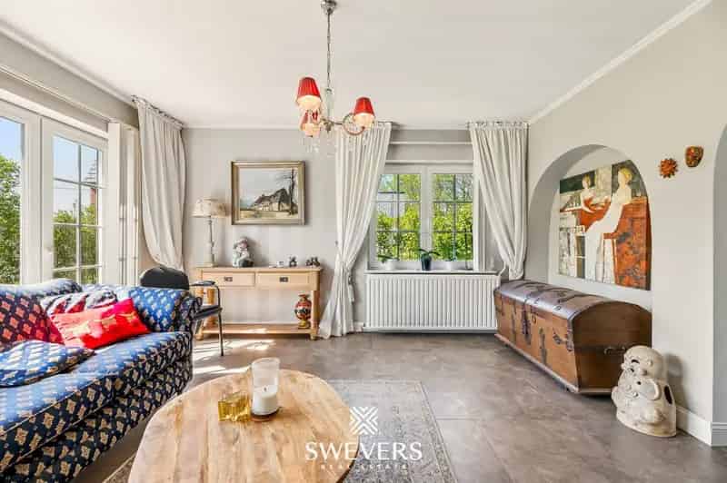 Open Bebouwing 2 Slaapkamers Strategische Locatie