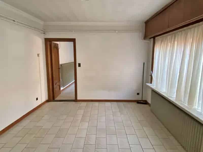 Huis te huur: Handelspand met Woonst