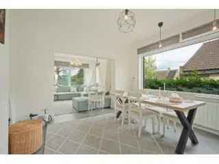 Huis te koop Meise Zuidgerichte tuin Grote garage