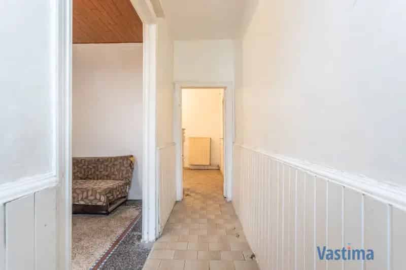 Op te knappen stadswoning Aalst