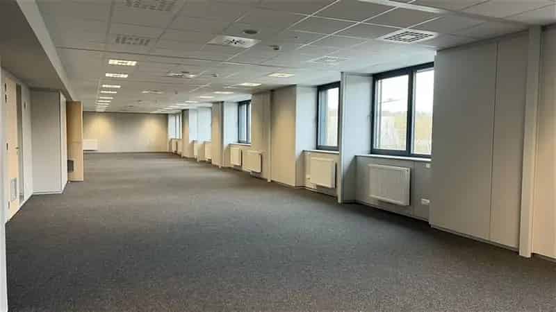 Instapklare Kantoren Vanaf 185m²