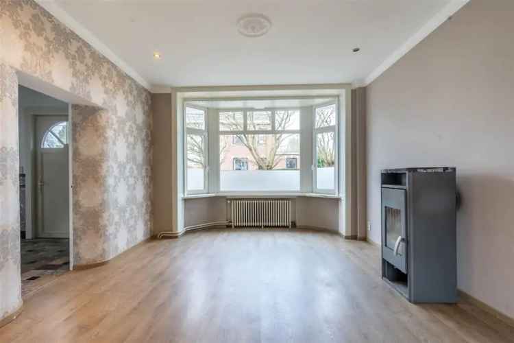 Gerenoveerde Villa te Huur 373m² 6 slaapkamers