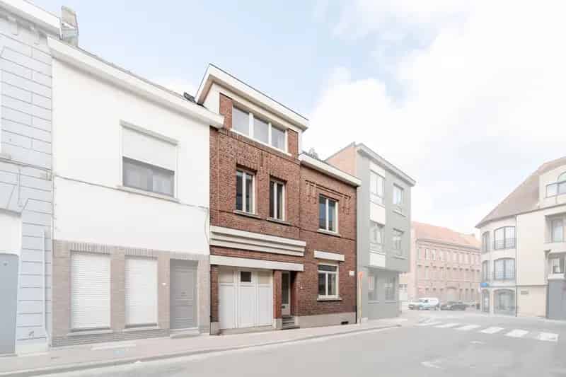 Renovatieproject Zottegem 3 slaapkamers garage kelder