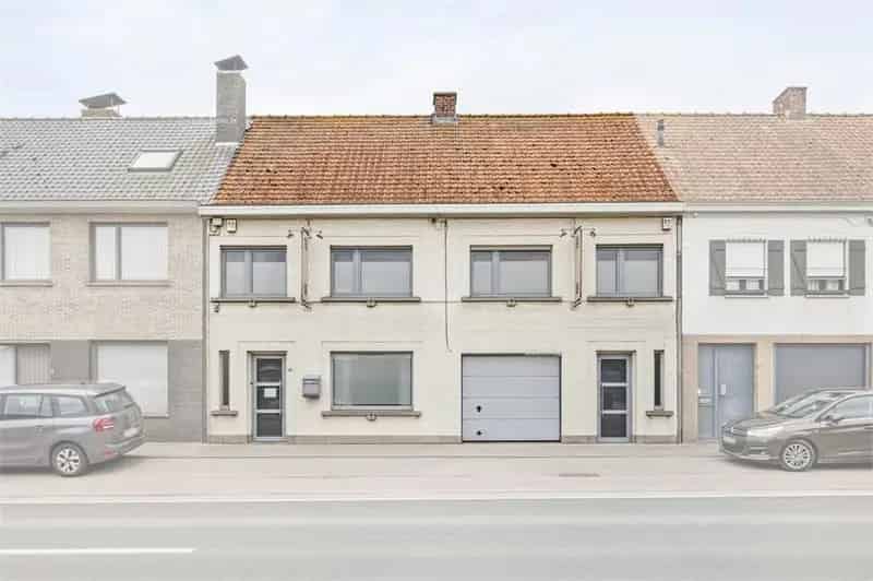 Huis te koop Staden: 5 slaapkamers, garage, tuin en zonnepanelen