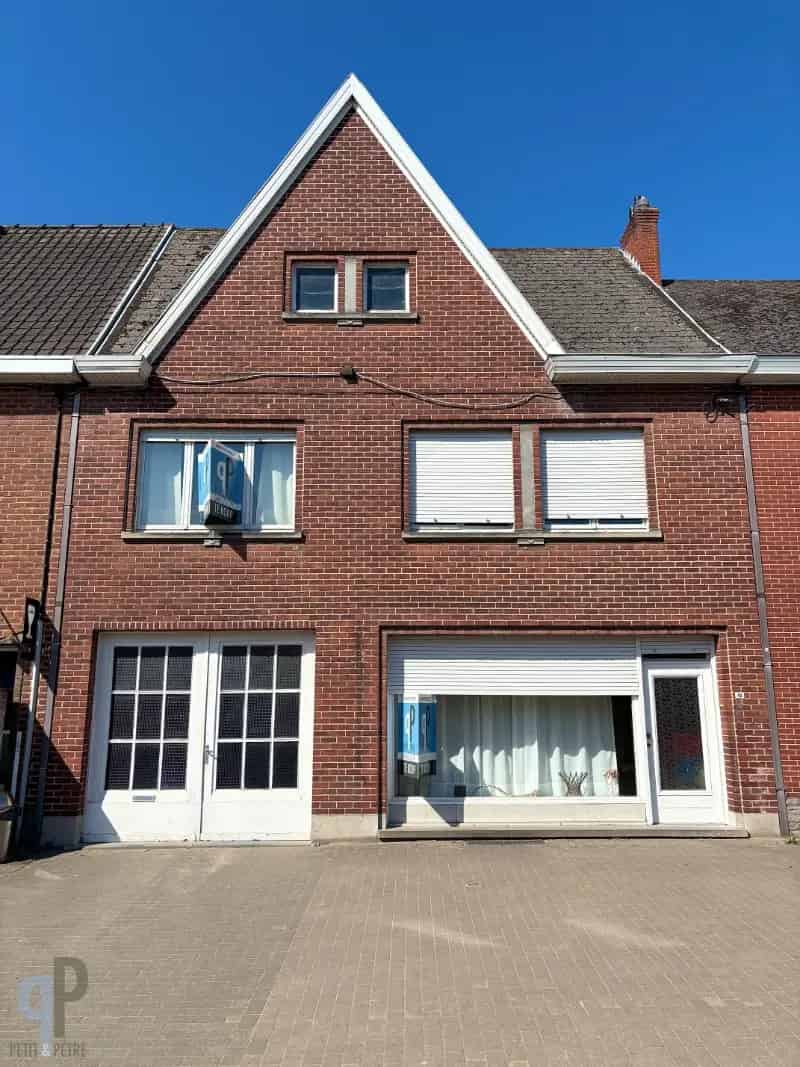 Huis te huur te Balegem: 3 slaapkamers, garage en renovatiepotentieel