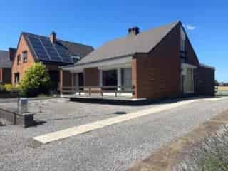 Villa te koop Fleurus - 130m² - Garage - Tuin - 2 slaapkamers