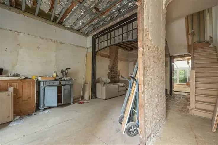 Herenhuis te Koop Wilrijk: Casco, Tuin, Ruime Kamers