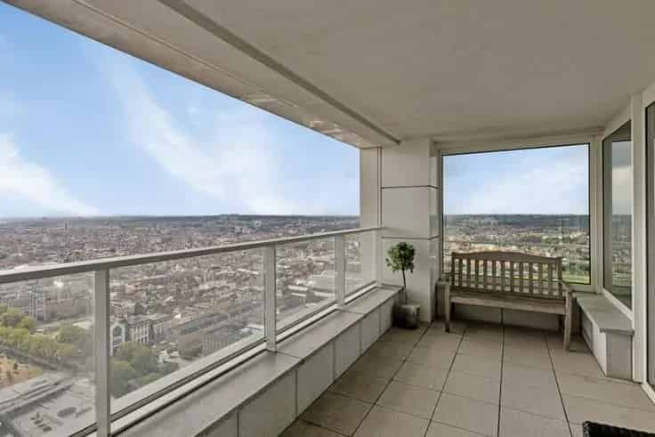 Sky Apartment te Koop Up Tower Brussel