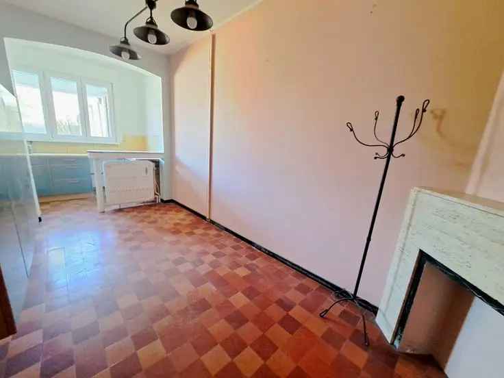 Appartement te Koop gelijkvloers met Tuin 100m²