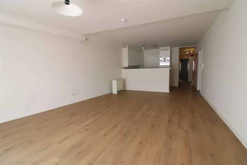 Gelijkvloers Appartement te Huur Centrum Terras Garage