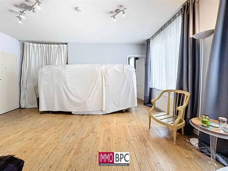 Appartement te huur Elsene 60m2 staanplaats