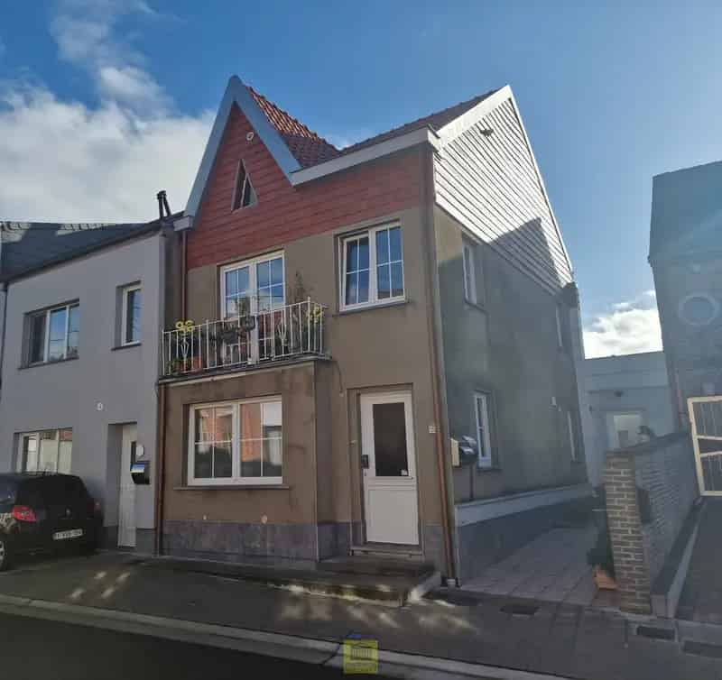 Appartementen te Koop: Opbrengsteigendom Nabij Centrum