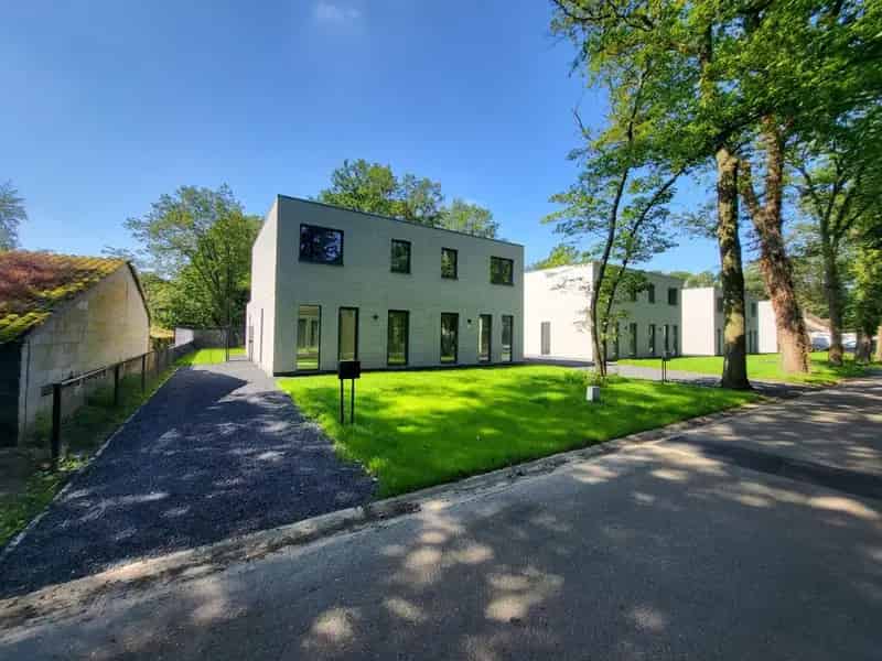 Halfopen Energiezuinige Gezinswoning - Ideale Investering
