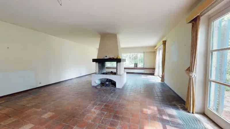 Te renoveren villa 375m² op 48 are