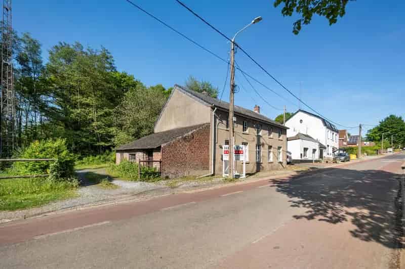 Grondig te renoveren woning Genk 168m² 20a61ca