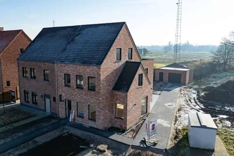 Villa te Schilde 4 slaapkamers 1755m² tuin Renovatiemogelijkheden
