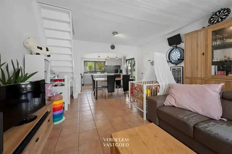Dijkwoning 3 slaapkamers inpandige garage terras polderlandschap