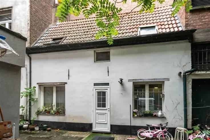 Te renoveren woning Antwerpen Centrum: 2 slaapkamers