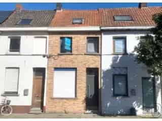 Huis te Koop Kortrijk Tuin 3 slaapkamers Nabij Centrum