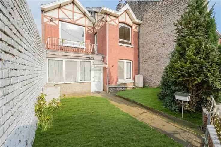 Huis Te Koop: Charmante Maison 
à R
én
overen