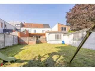 Huis te Koop Harelbeke - Grote Eigendom met Veel Potentieel