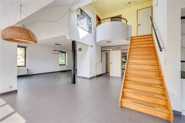 Huis te Koop Halanzy 3 slaapkamers Grote woonkamer