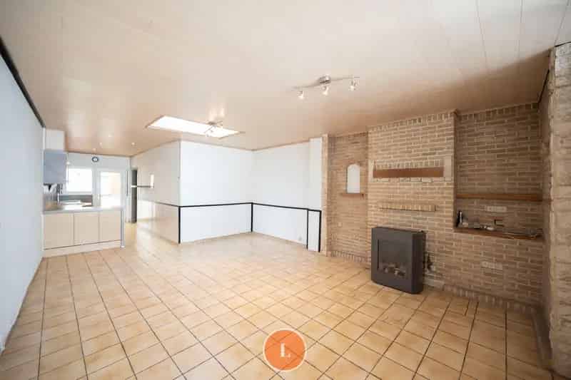 Huis te huur Menen: 3 slaapkamers, garage, renovatieproject