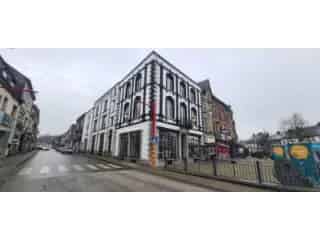 Handelspand te Koop Neufchâteau - 279m² - Appartementen mogelijk