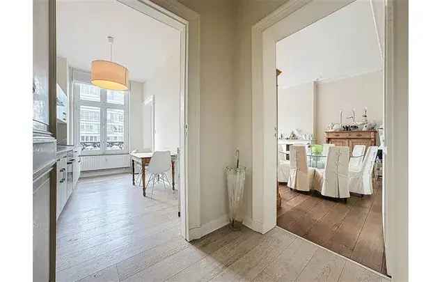 Huur 1 slaapkamer appartement van 100 m² in Liège