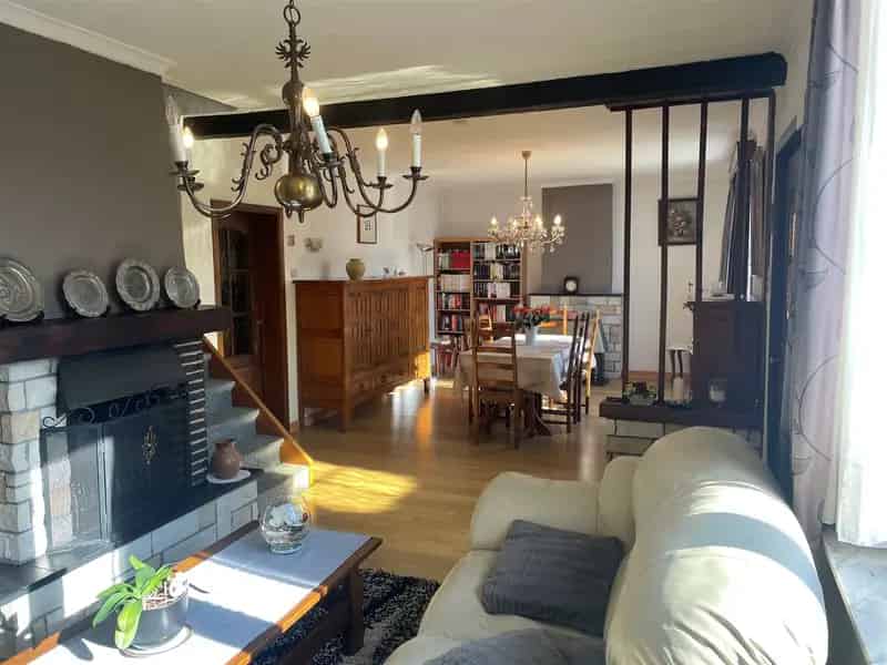Ruime karaktervolle woning te huur Genk 4 slaapkamers