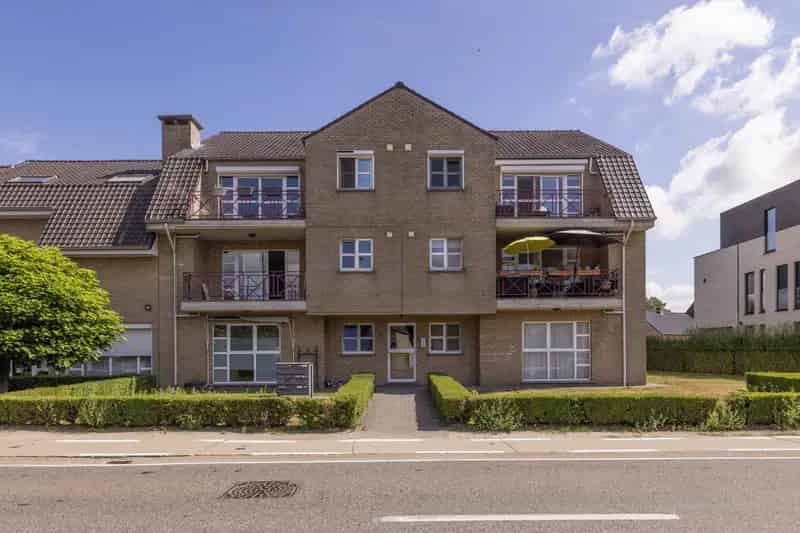 Duplex Appartement 185m² te Oostmalle - 3 slaapkamers - Garage