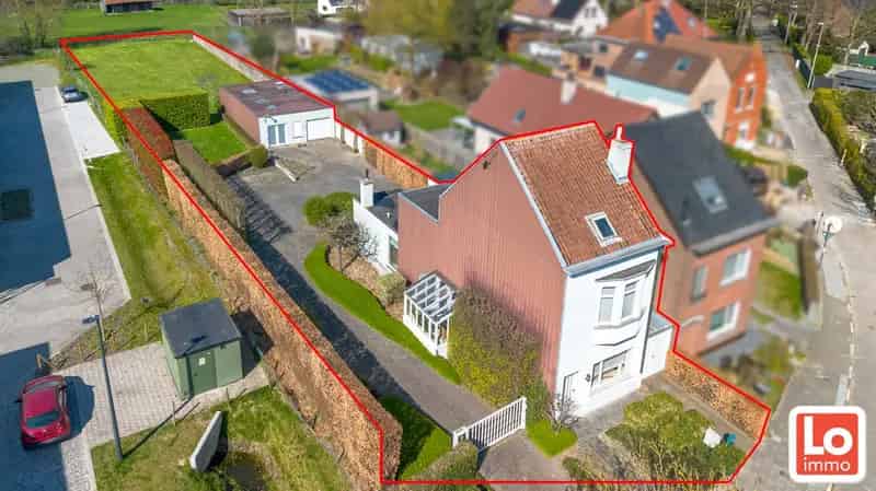 Huis te koop Sint Amandsberg 1774m²  Garage Magazijn