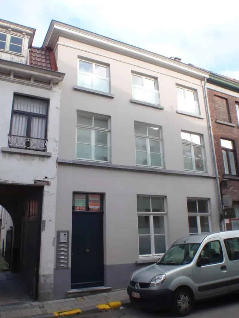 Ruime Studio te Koop in Hartje Brugge