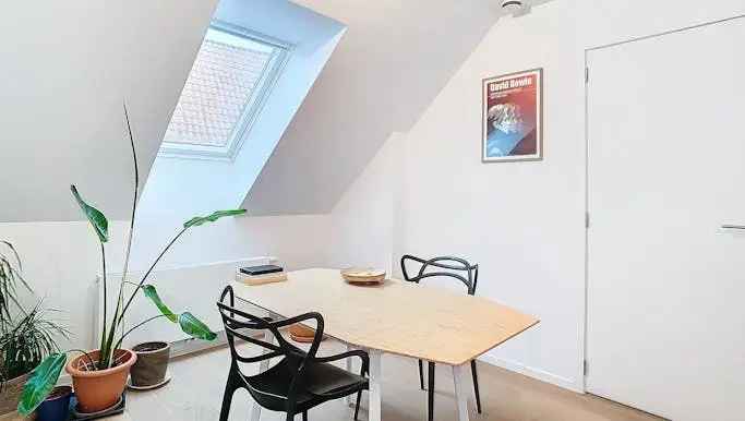 Appartement te huur in Gouden-Handstraat 6, Brugge - Dewaele