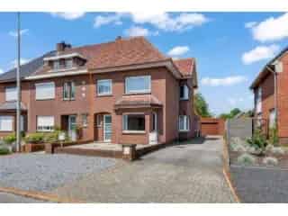 Huis te koop Beringen 3 slaapkamers ruime tuin