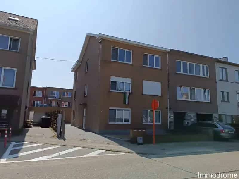 Appartement te koop 2 slaapkamers terras garage