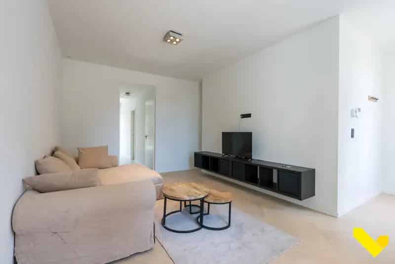 Prachtig Glvl Appartement Op De Markt!
