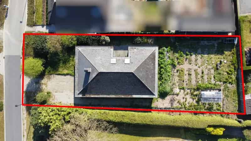 Vrijstaande Villa te renoveren Waregem